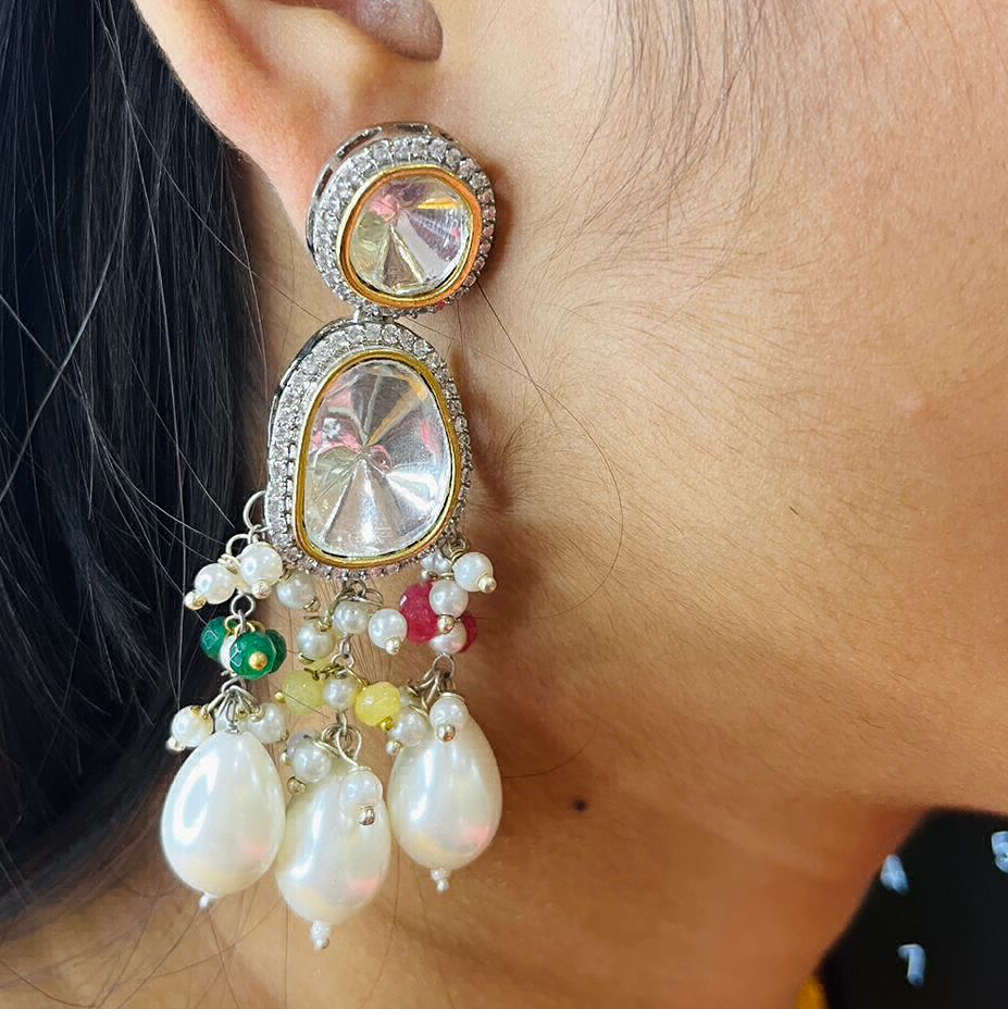 iconic kundan earring